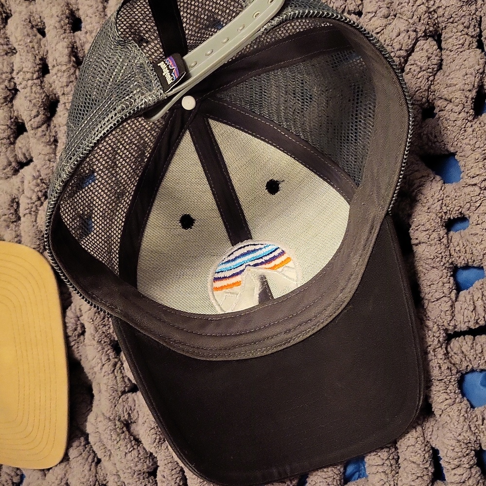 Patagonia hat bundle - Picture 8 of 9